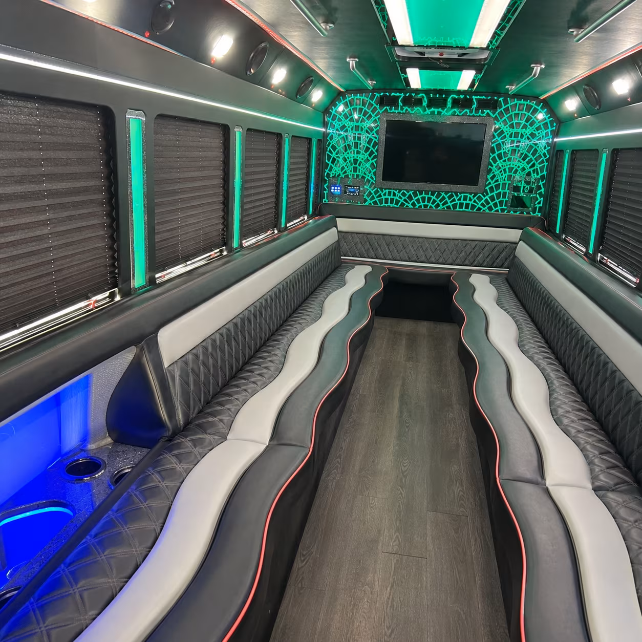 Stockton Birthday, Sweet 16, & Quinceañera Transportation group transportation